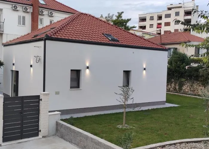 Villa Storija *