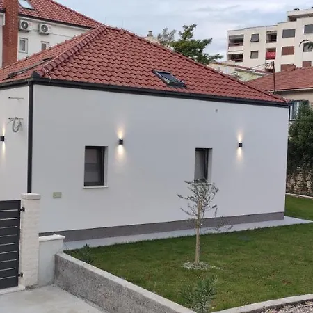 Villa Storija *