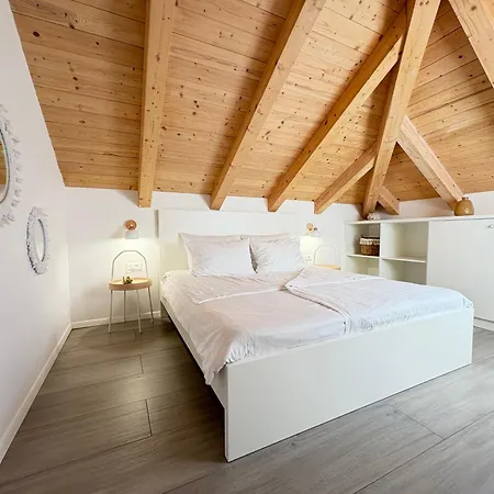 Villa Storija *