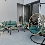 Villa Storija